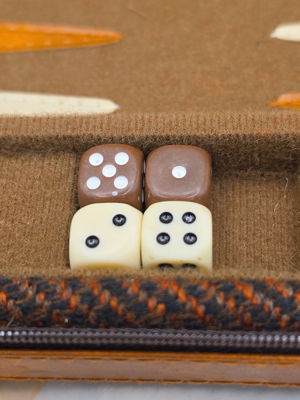 Vintage Backgammon Set Zippered Travel Case Brown Plaid Wool & Leather Complete