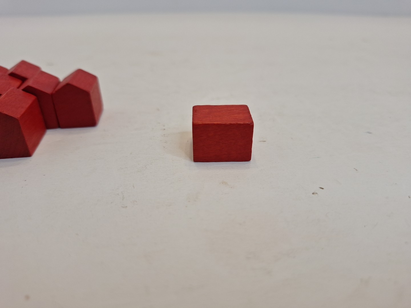 Monopoly Deluxe Anniversary 1985 Edition Red Wood Hotel Replacement Part 13 pcs