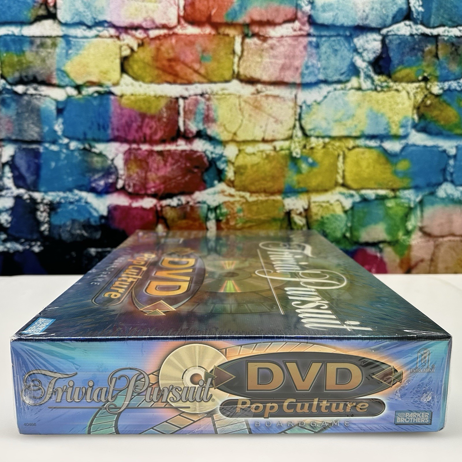 Trivial Pursuit DVD Pop Culture Board Game Adults Party Family Fun Sealed NEW!