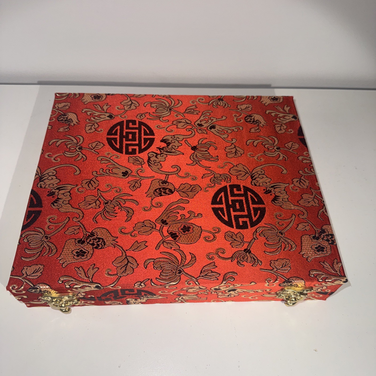 Chinese Mahjong Set 144 Ceramic Tiles (1 1/8 X 7/8×9/16in) Beautiful Red Box