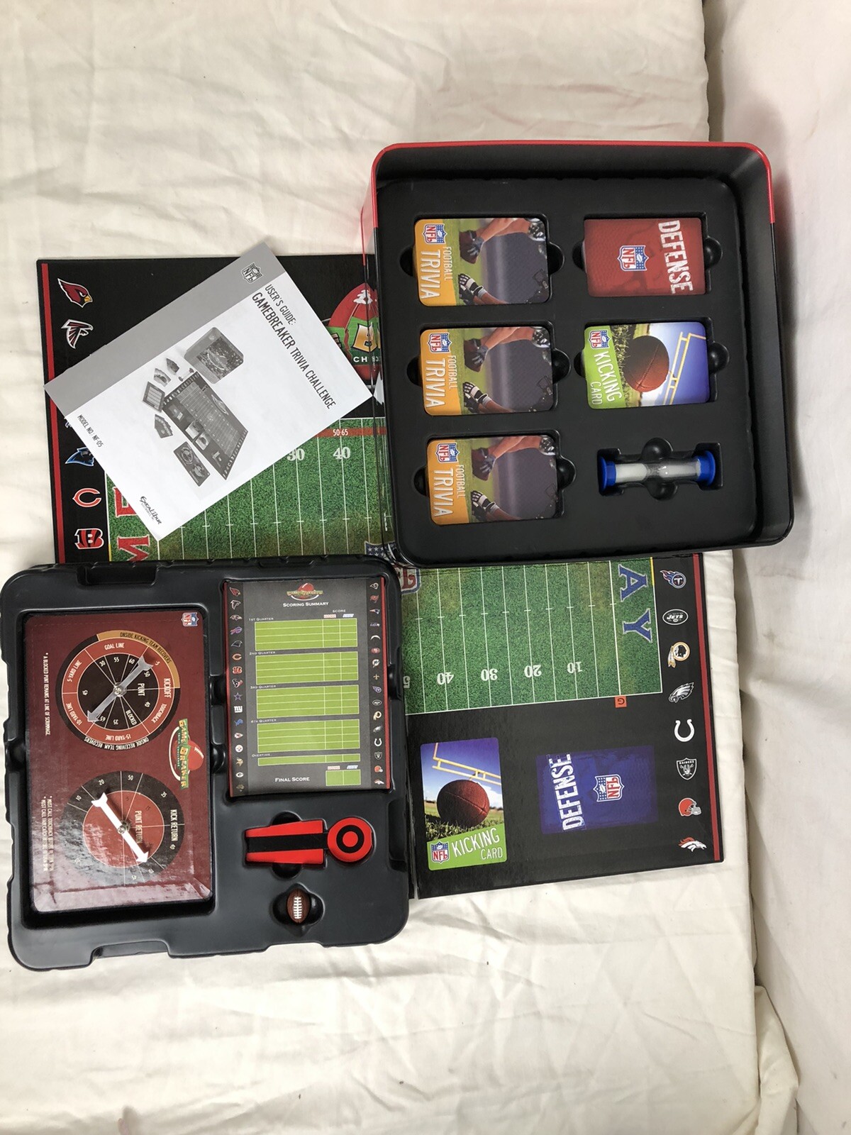 GAME BREAKER TRIVIA CHALLENGE NFL BOARD GAME BY EXCALIBUR 2007