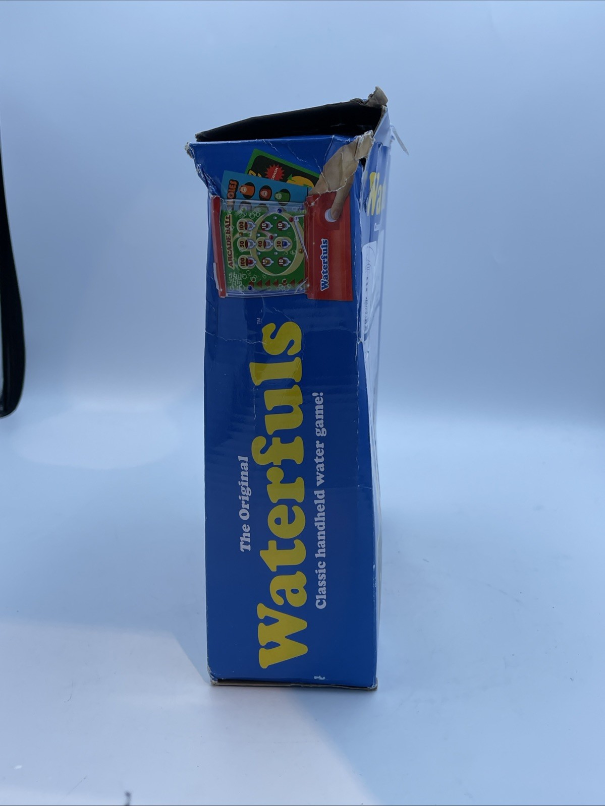 Original Waterfuls Classic Handheld Water Game – Damaged Box