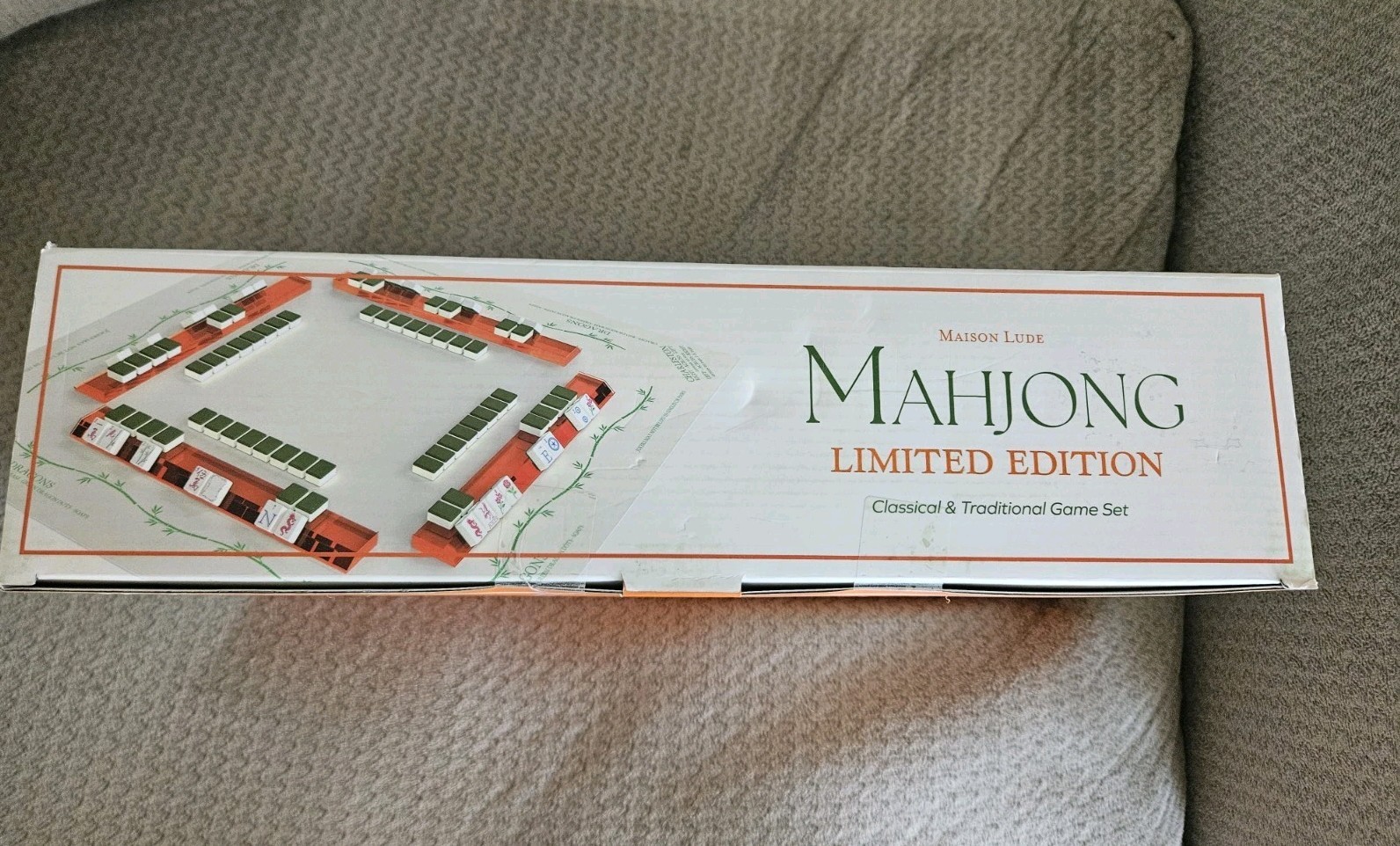 Maison Lude Mahjong Set, 160-Piece, Limited Edition Wildlife New!
