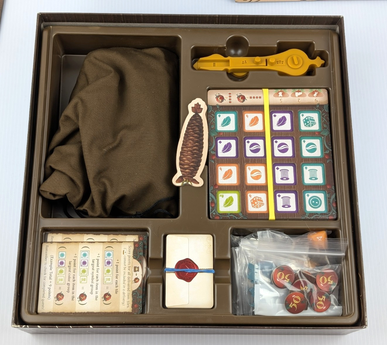 Hickory Dickory Board Game Plaid Hat Games 2022 100% COMPLETE