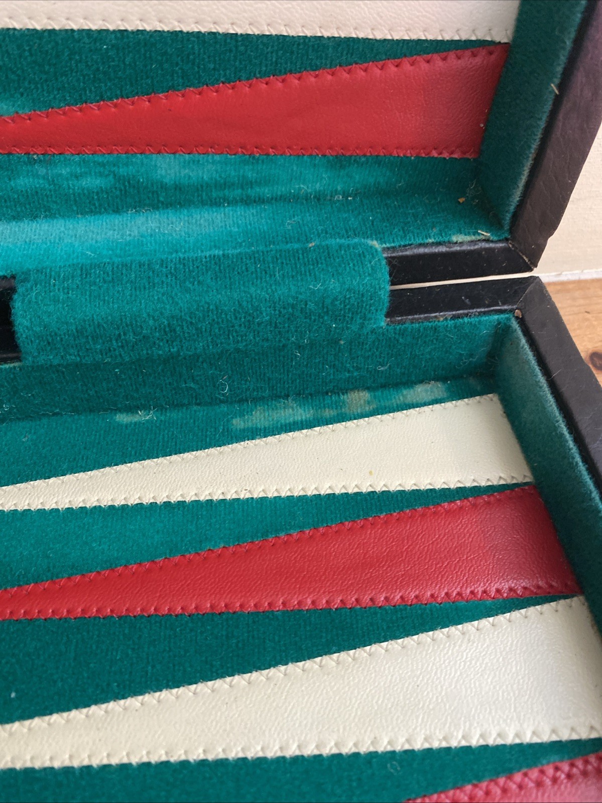 Backgammon Red White Green Set Retro Vintage Leather Style Case Travel Game Kit