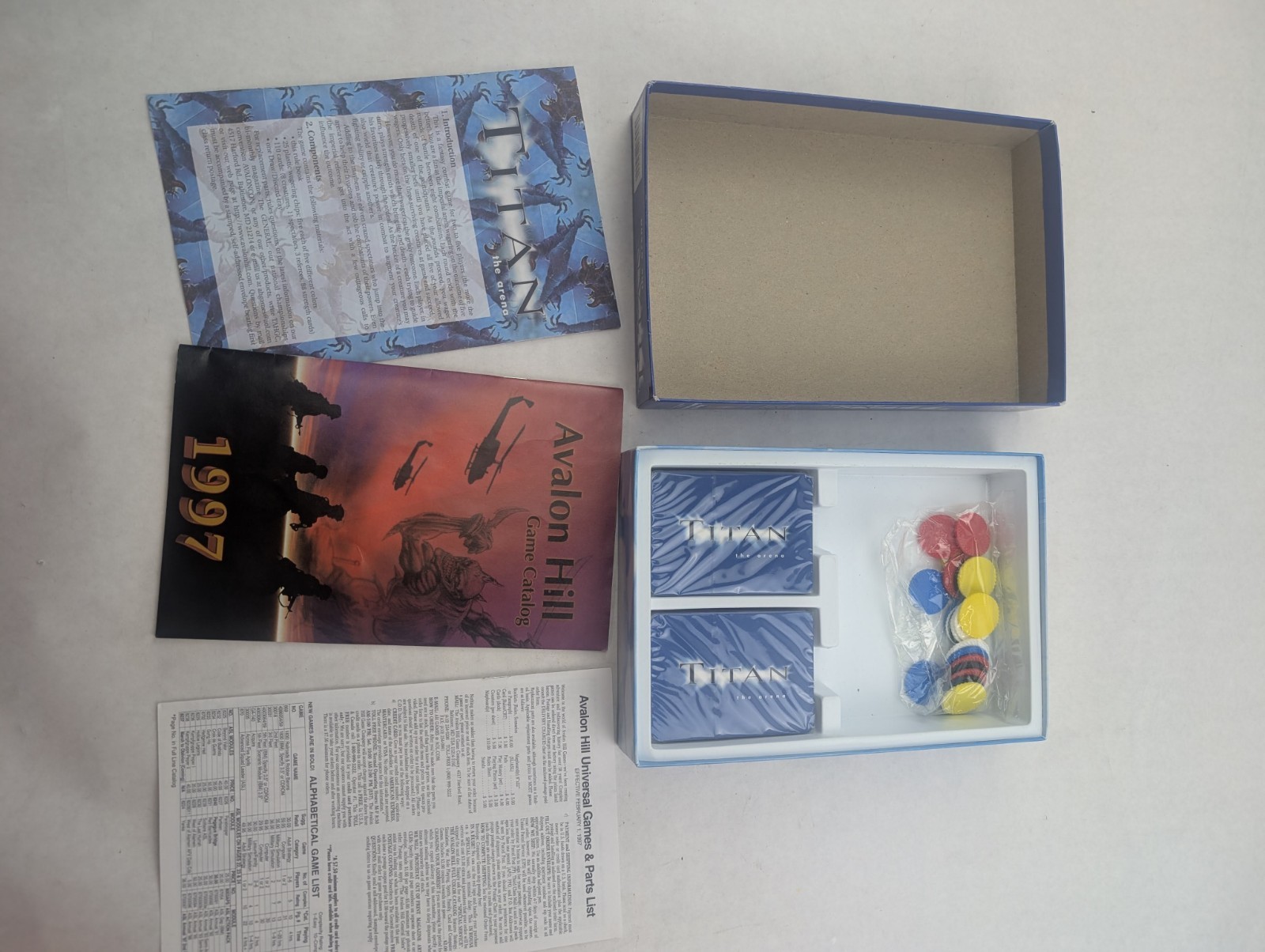Titan: The Arena – Board Game Avalon Hill 1997 – Open box – Inside Sealed