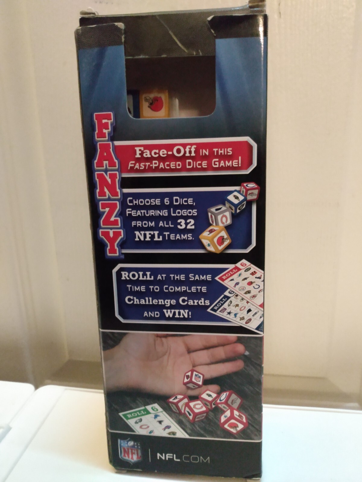 NFL Fanzy Officially Licensed Football Dice Game MasterPieces 2018 Complete EUC