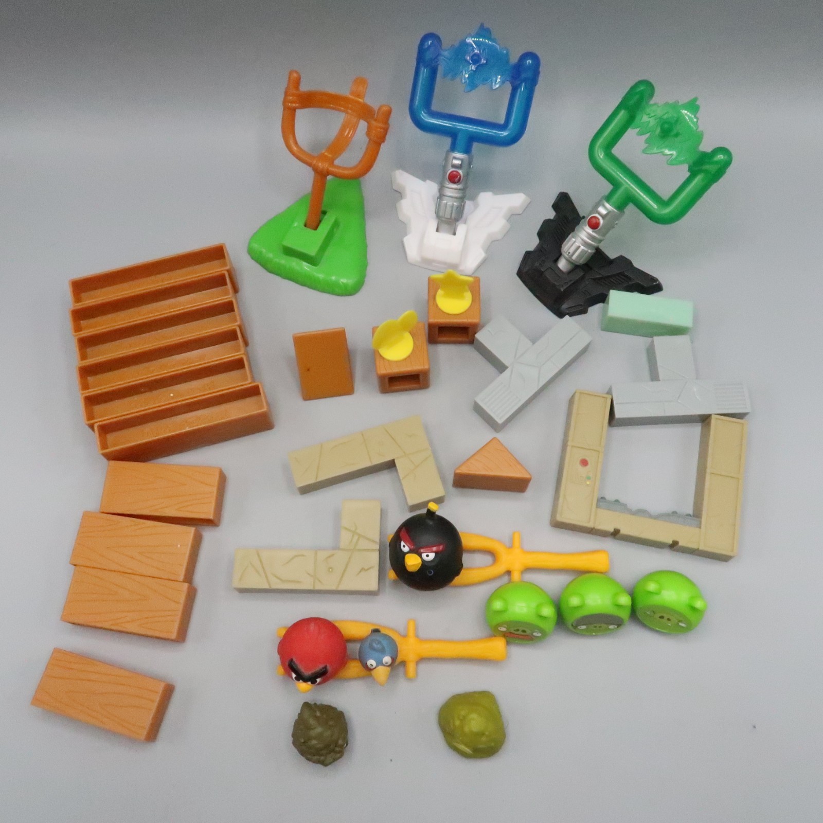 Mattel Angry Birds Space Game Not Complete Replacement Add on Launch Pigs