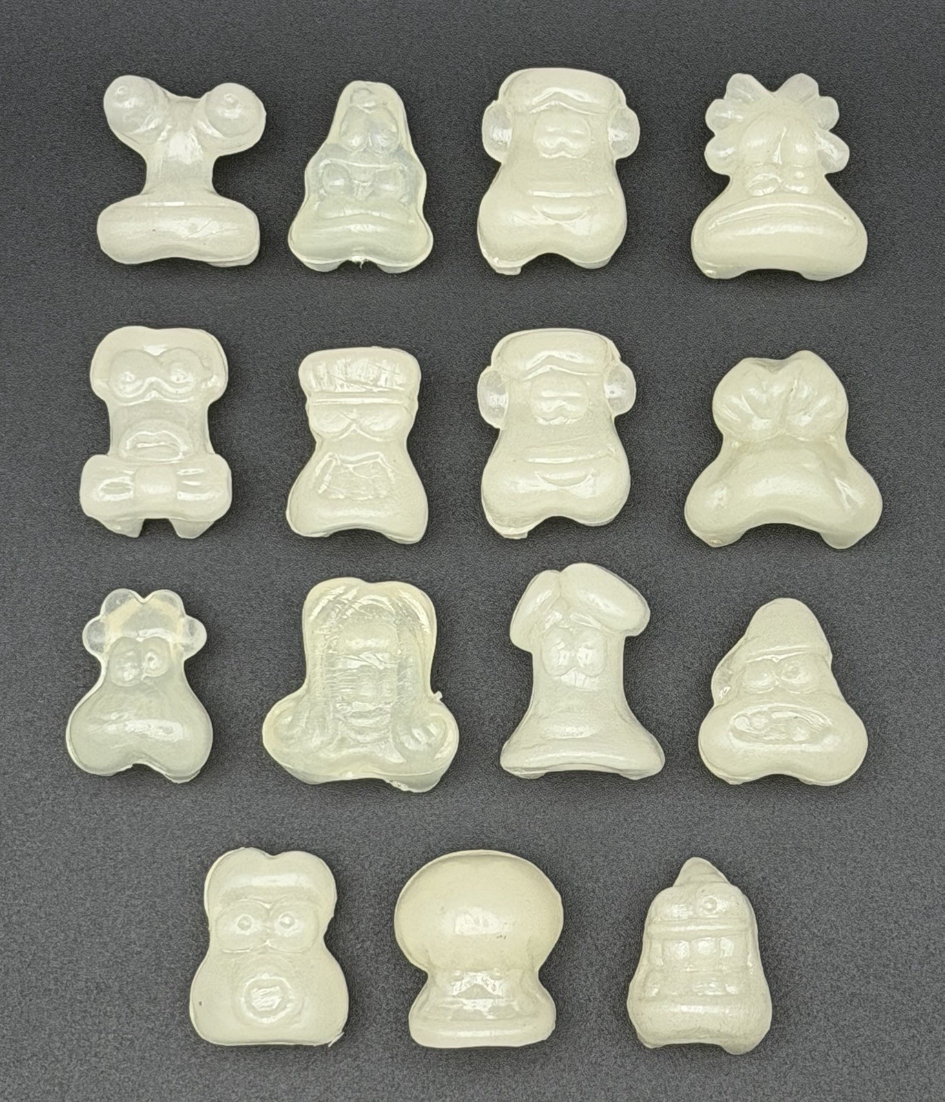 Lot of 15 Glow In The Dark Classic Gogo’s Crazy Bones Series 1 GITD Figures