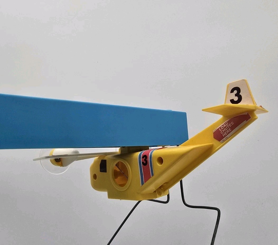 Vintage Gabriel Chutes Away Air-Rescue Target Game 1977 Box Parts Repair Read!