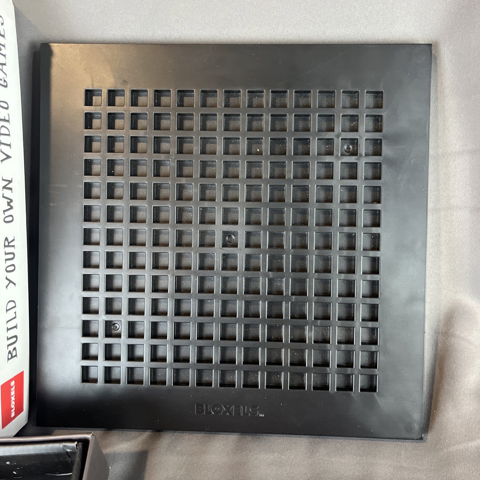 BLOXELS: Build Your Own Video Games Board Game Mattel 2016 Pixel Press