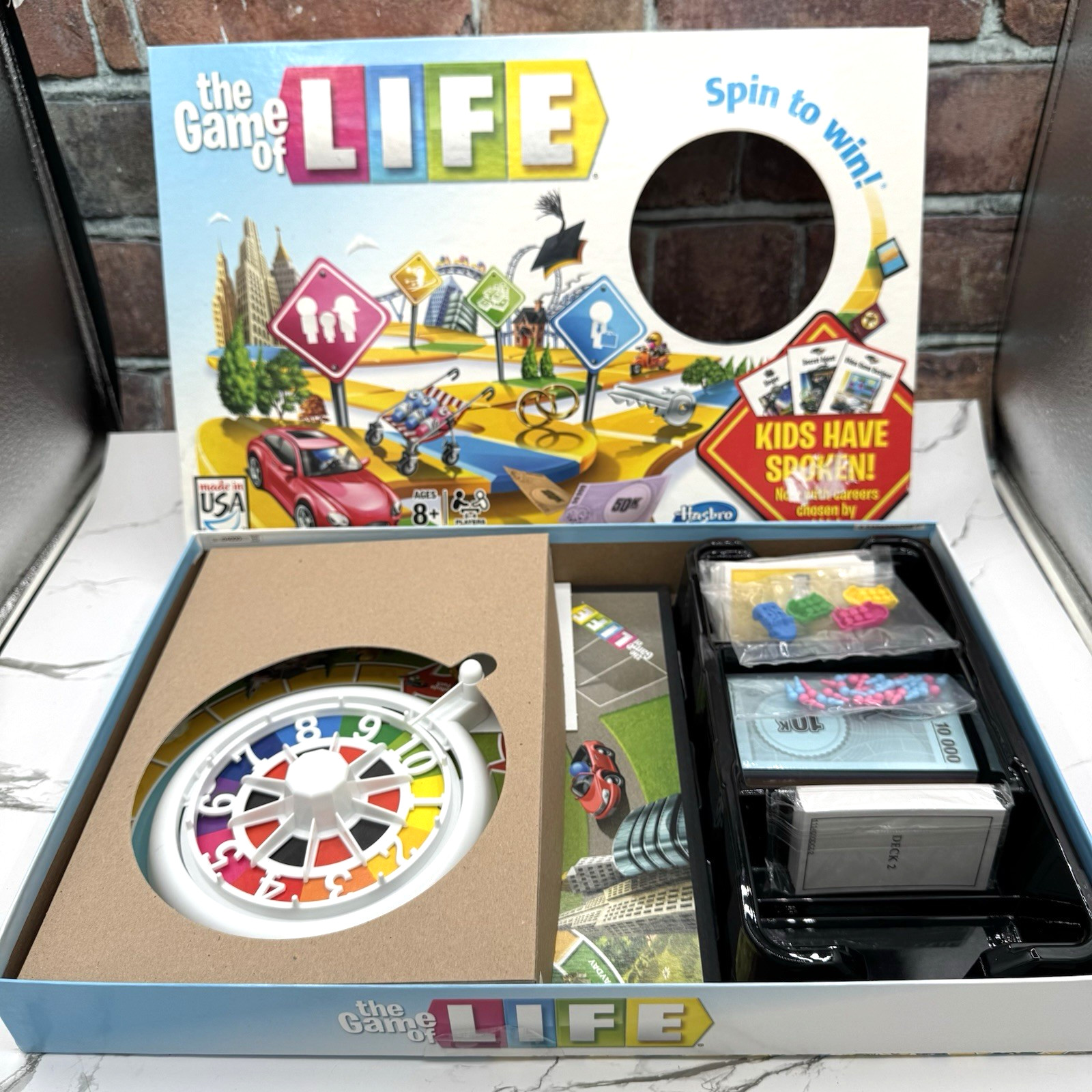 The Game Of Life 04000 Board Family Hasbro Gaming 2-4 Players 2014 Open Box
