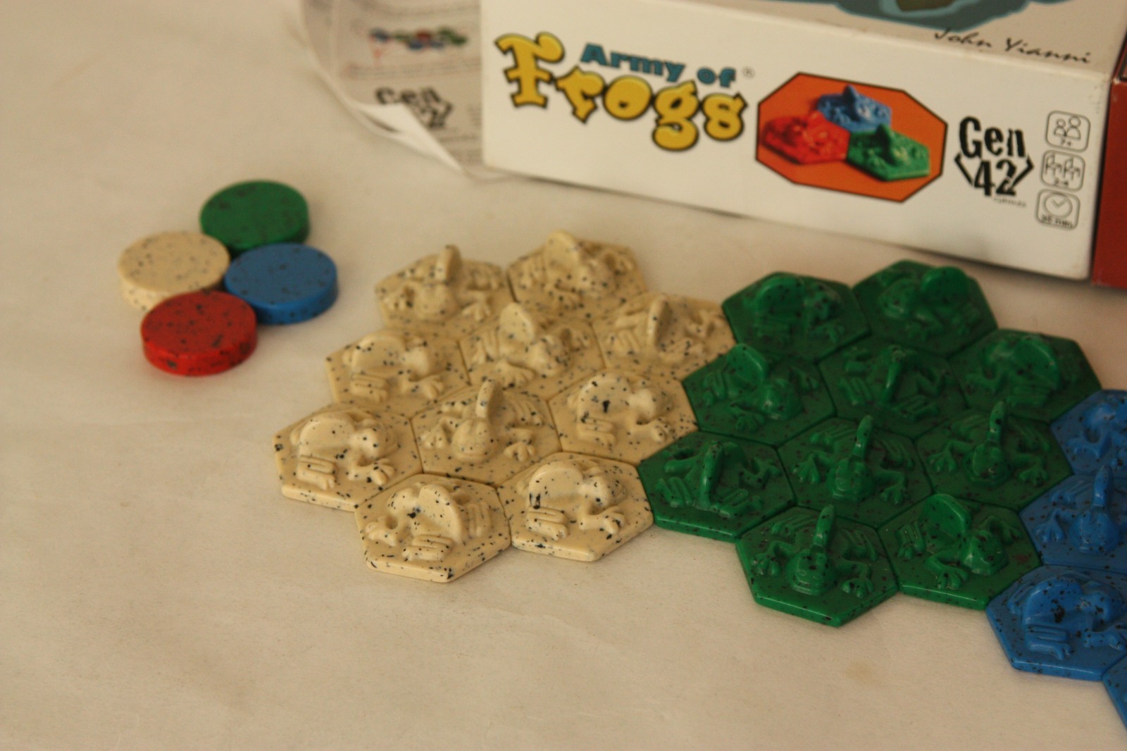Army of Frogs – Strategy Board Game From The Designers of Hive
