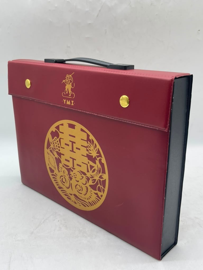 Yellow Mountain Imports Chinese Mahjong Set 146 Tiles Rouge Prestige Case- OB