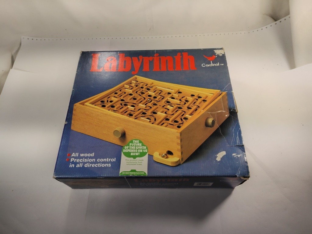 Vintage 1990’s Labyrinth Premiere Edition – Wooden Marble Game by Cardinal
