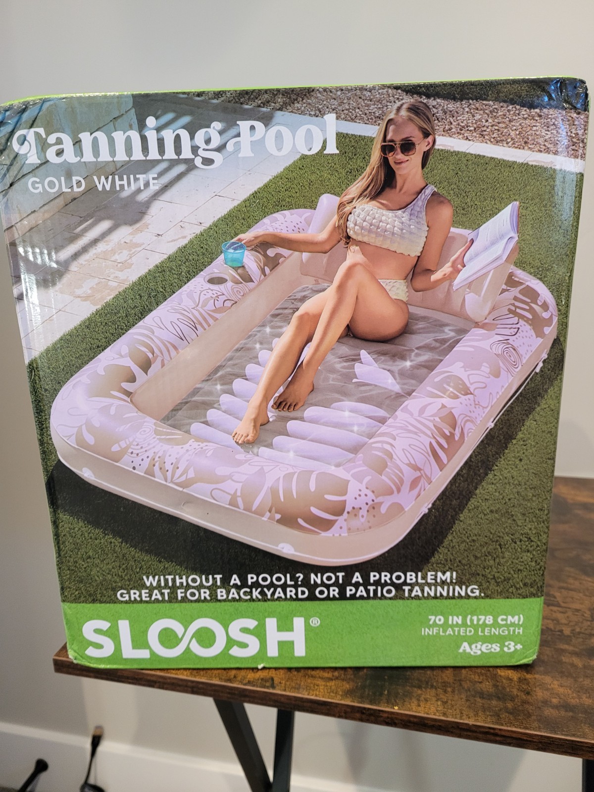 Inflatable Tanning Pool Lounger Float 70 x 46ADULT SIZE WITH PILLOW GOLD & WHITE