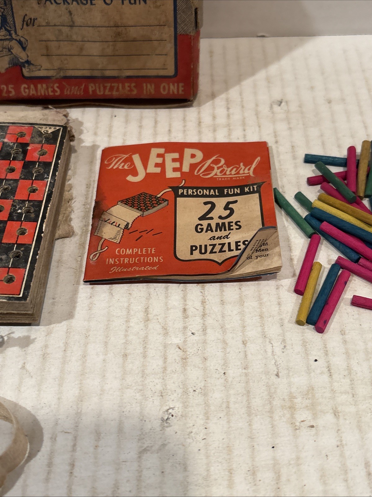 Vintage 1944 ES Lowe The Jeep Board 25 Games & Puzzles Box Pieces Instructions