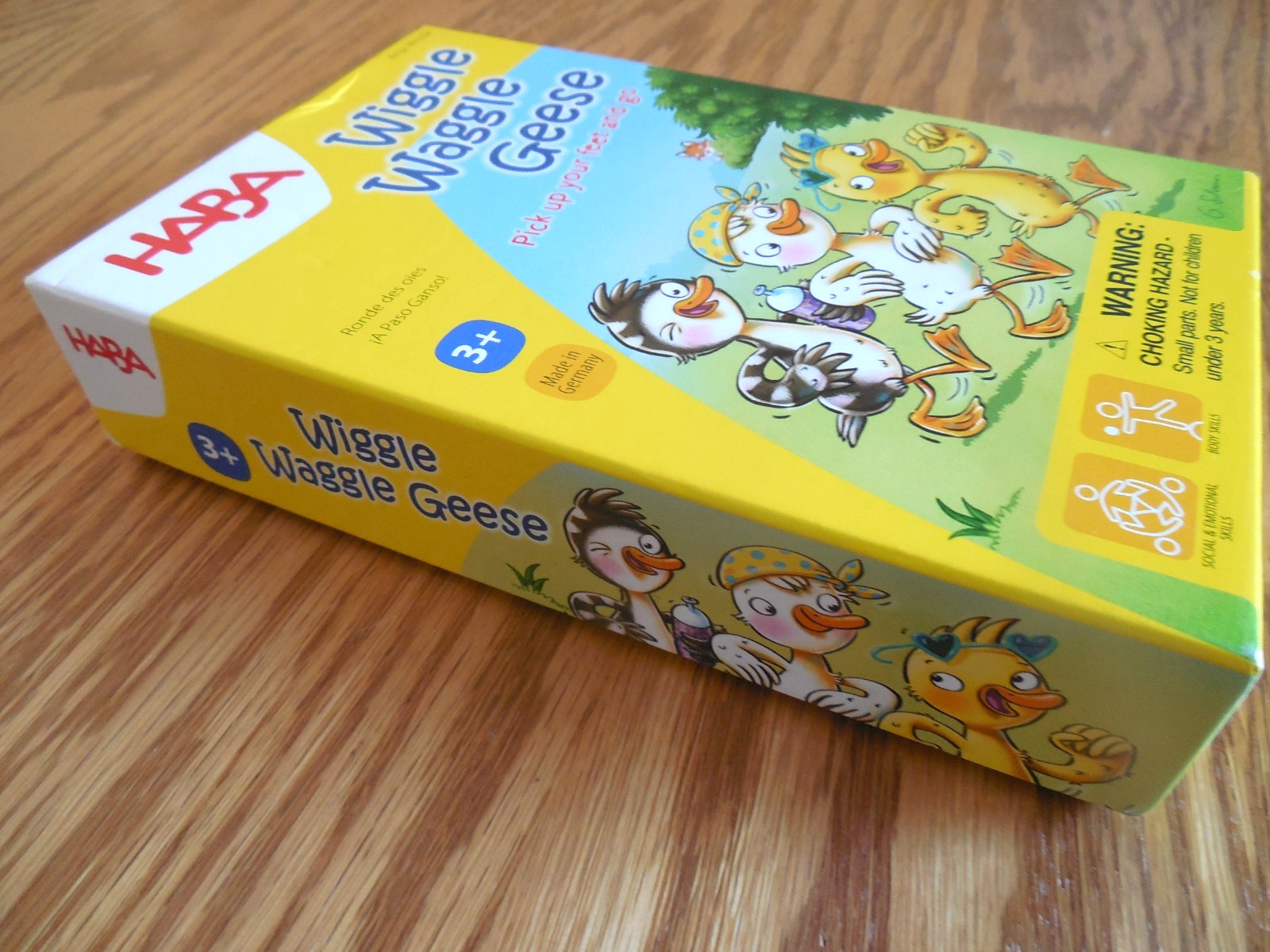 NEW HABA “Wiggle Waggle Geese” Cooperative Movement Game for Children Ages 3+