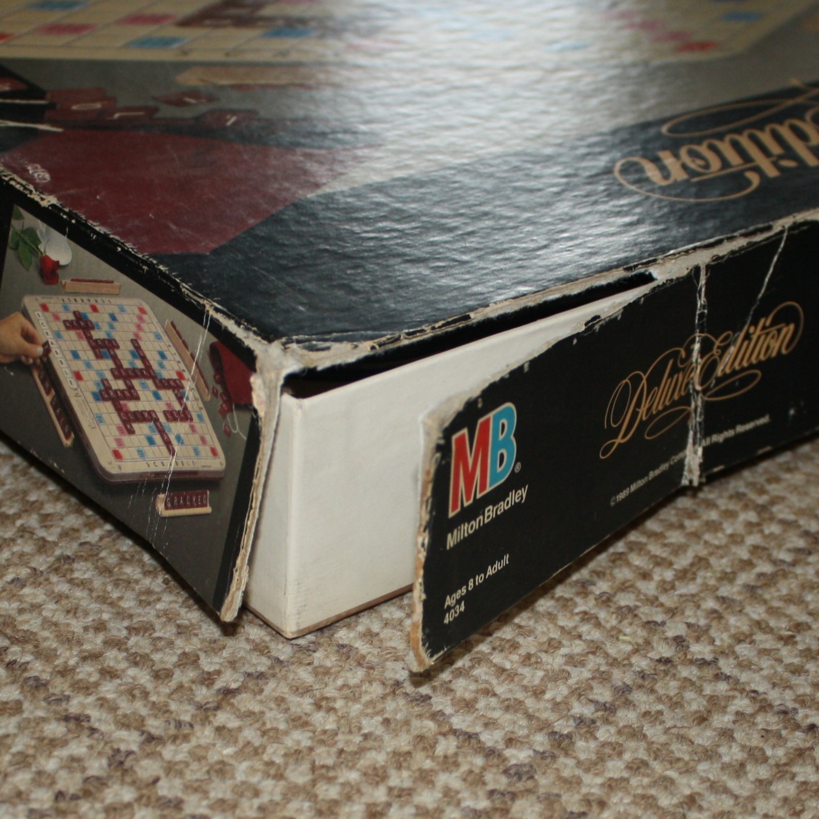 Scrabble Deluxe Edition Crossword Game with Turntable Base Red Tiles 1989