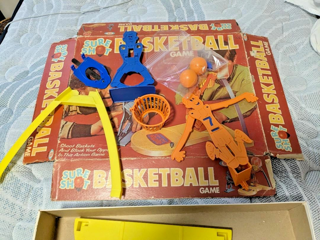 Sure Shot Basketball by Ideal complete