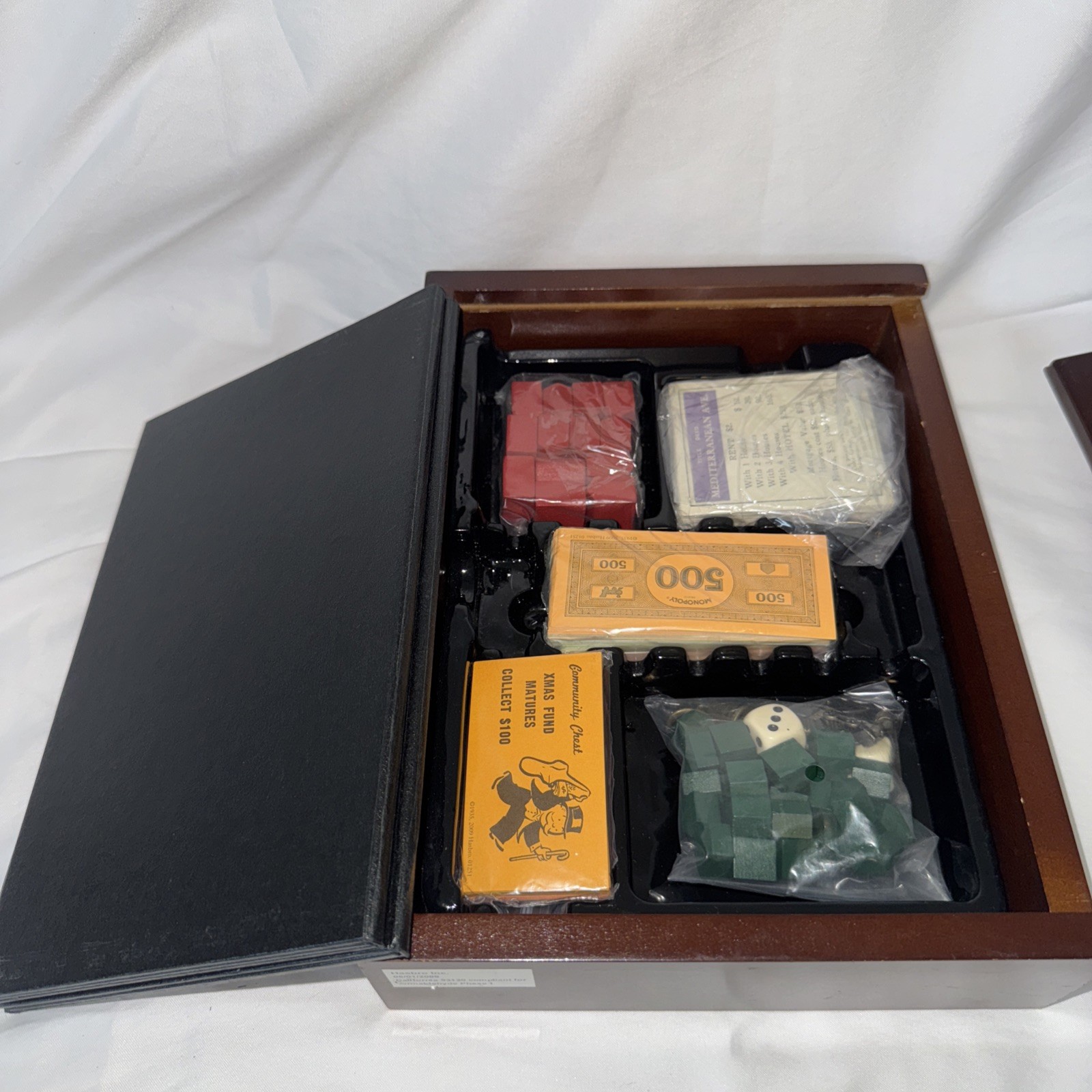 MONOPOLY ~ VINTAGE COLLECTION BOOKSHELF WOODEN BOX 2009 ~ 100% COMPLETE ~ EUC ~