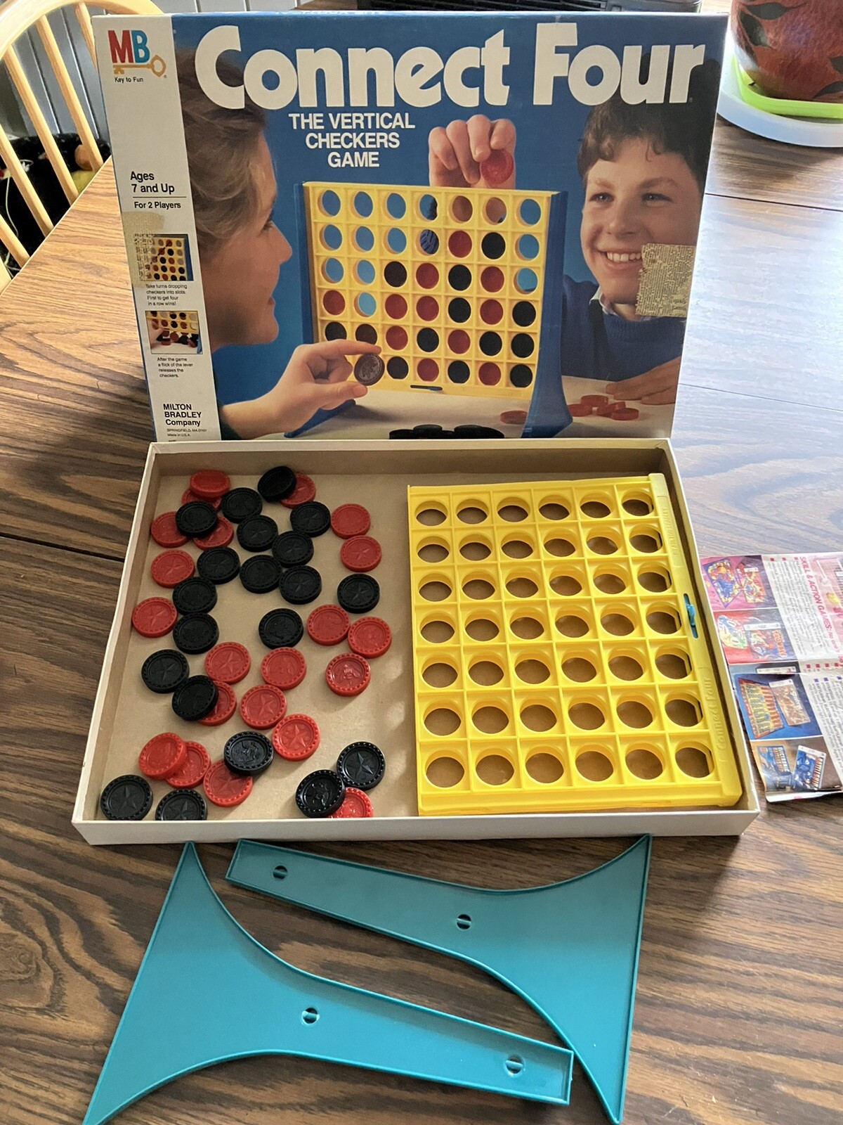 Milton Bradley Connect Four Game Original Box # 4430 1979 INCOMPLETE