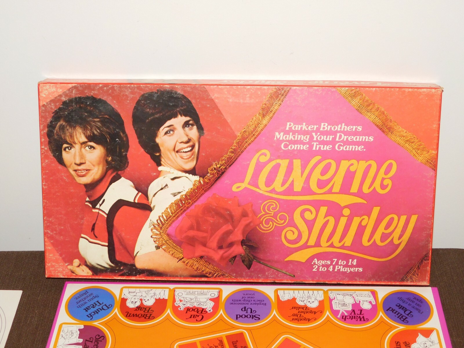VINTAGE 1977 PARKER BROTHERS LAVERNE & SHIRLEY BOARD GAME COMPLETE