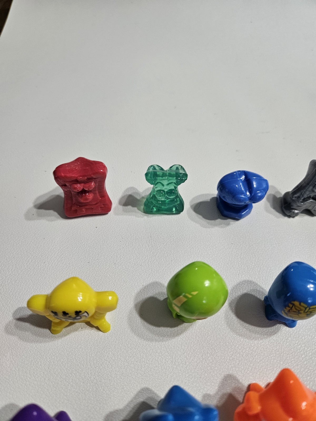 Gogo’s Crazy Bones Large Lot Of 33 Figures Mixed Series Y2K Wanted Vintage