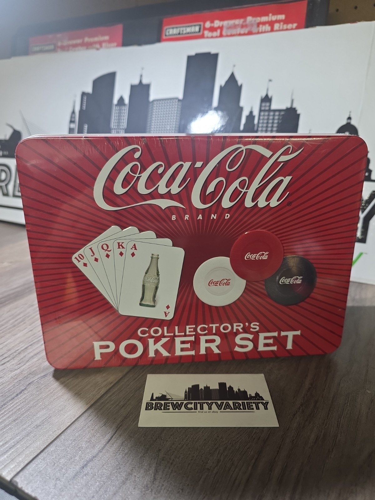 COCA-COLA COLLECTOR’S POKER SET IN TIN BOX- 2004 – EXCELLENT CONDITION