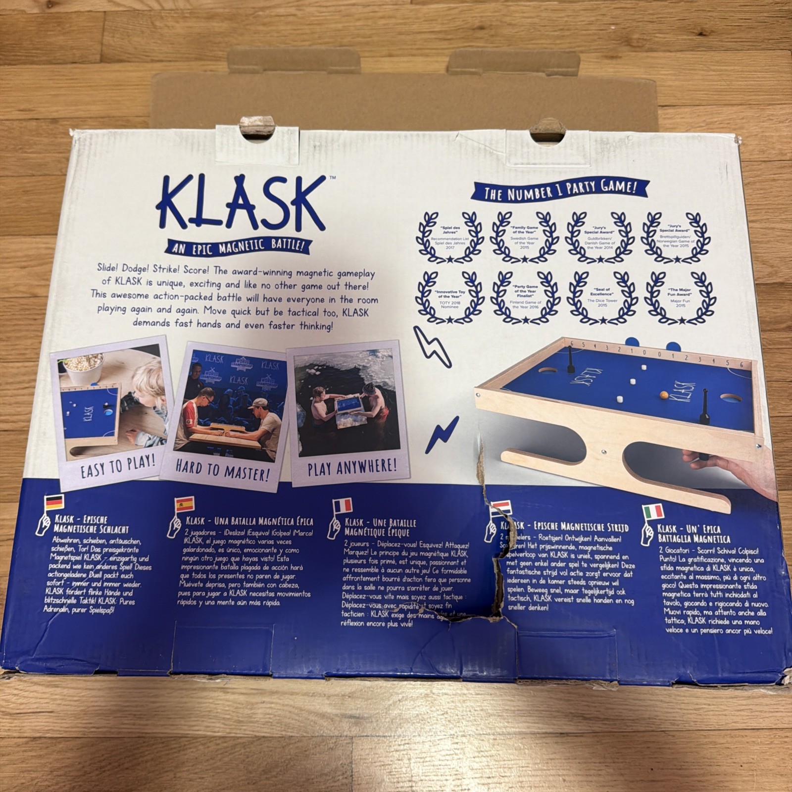 Klask Tabletop Board Game 2 Player: Damaged box