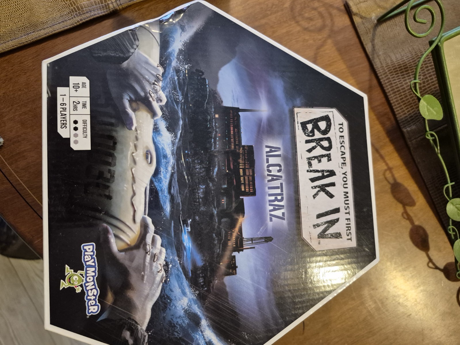 Break in Alcatraz age 10+ game brand new. made By Play Monster