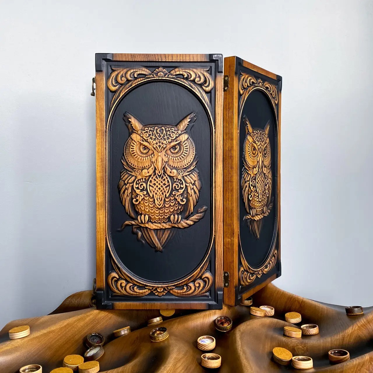 LUXURY Wooden BACKGAMMON Set Handcrafted Game New Board 48cm (19″), Carved, OWL