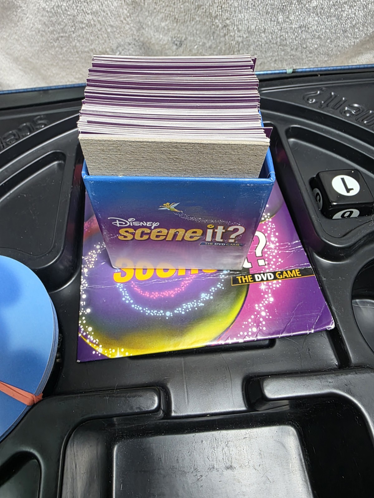 Screenlife 2004 Mattel Disney Scene It? In Metal Collectible Case( Complete)