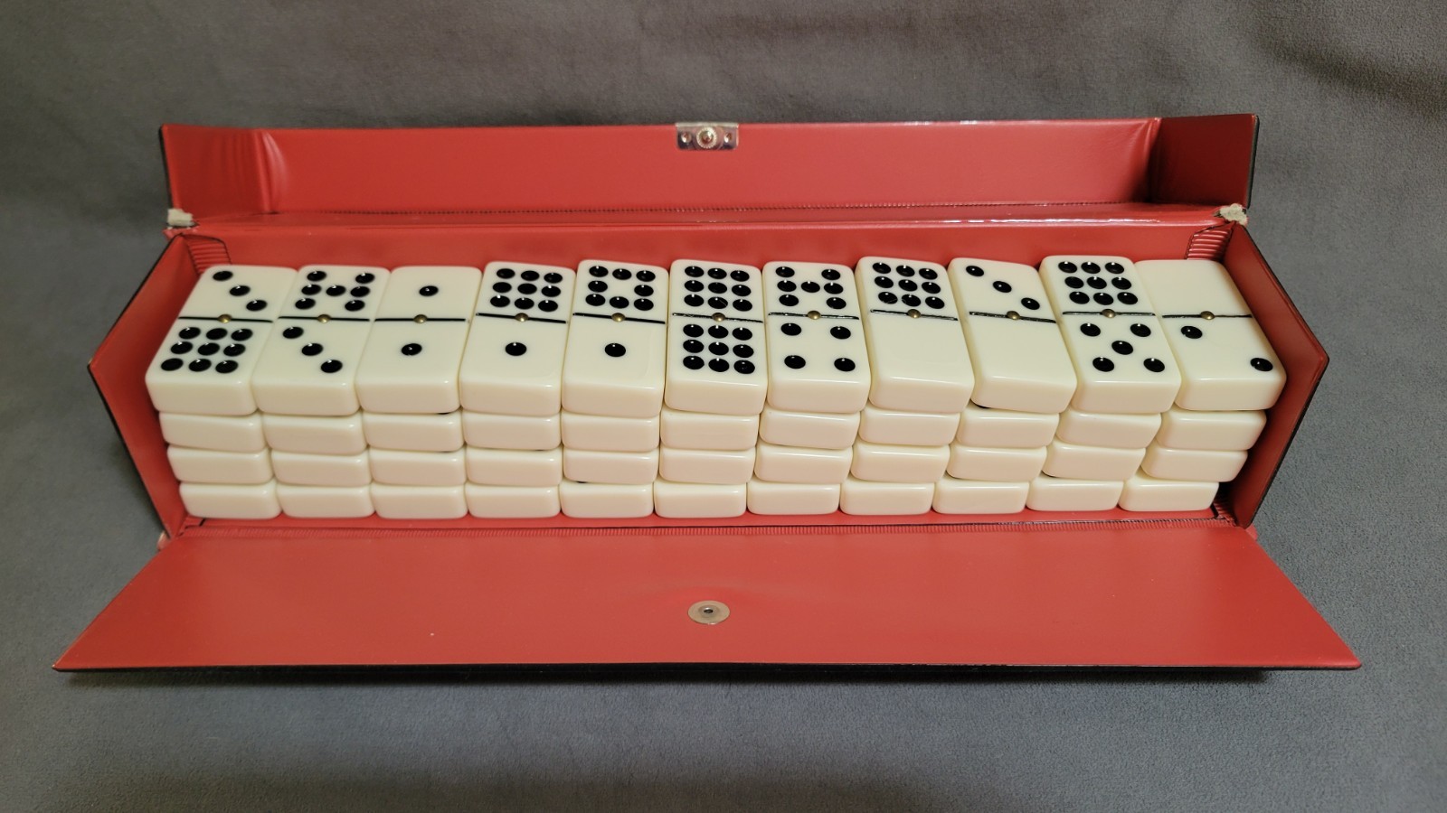 Double Nine Dominoes Ivory Color Tiles Slim Travel Case
