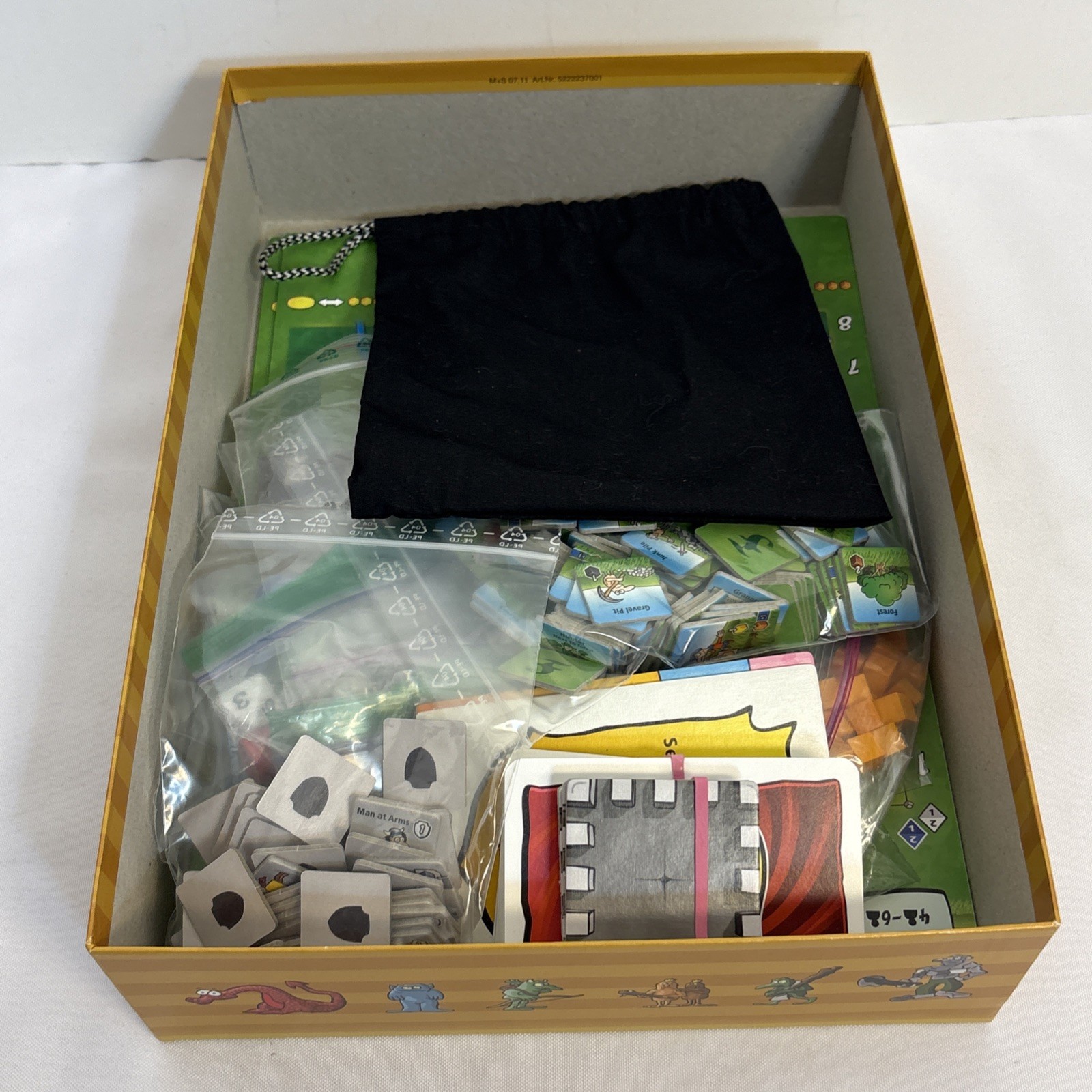Feudality – Z-Man Games 2011 – 100% COMPLETE! EUC – Tom Wham