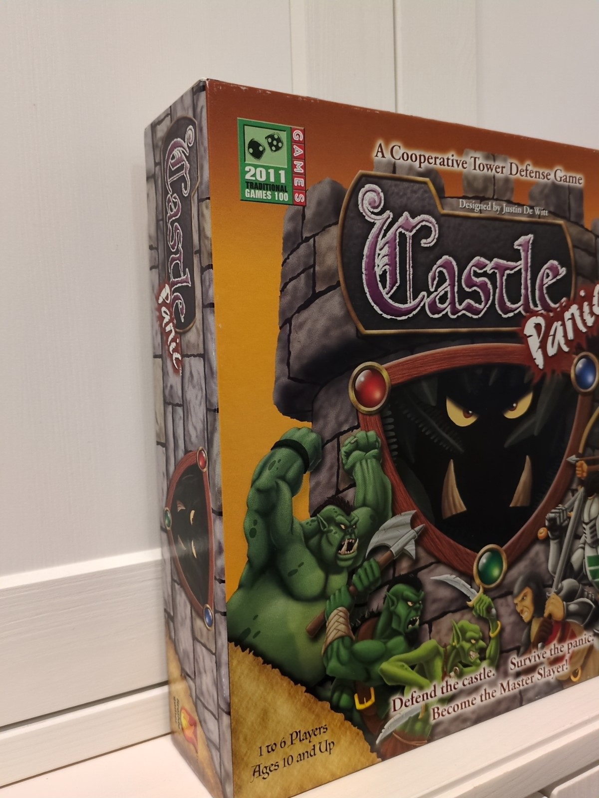 Castle Panic Board Game – 100% Complete – Excellent Condition