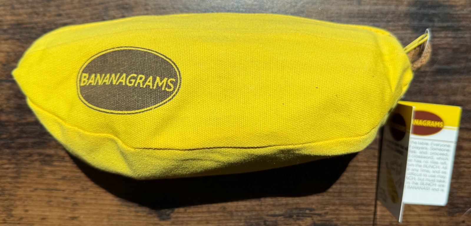 Bananagrams Game Crossword Word Play Complete 144 Pieces Zip Bag & Original Tag