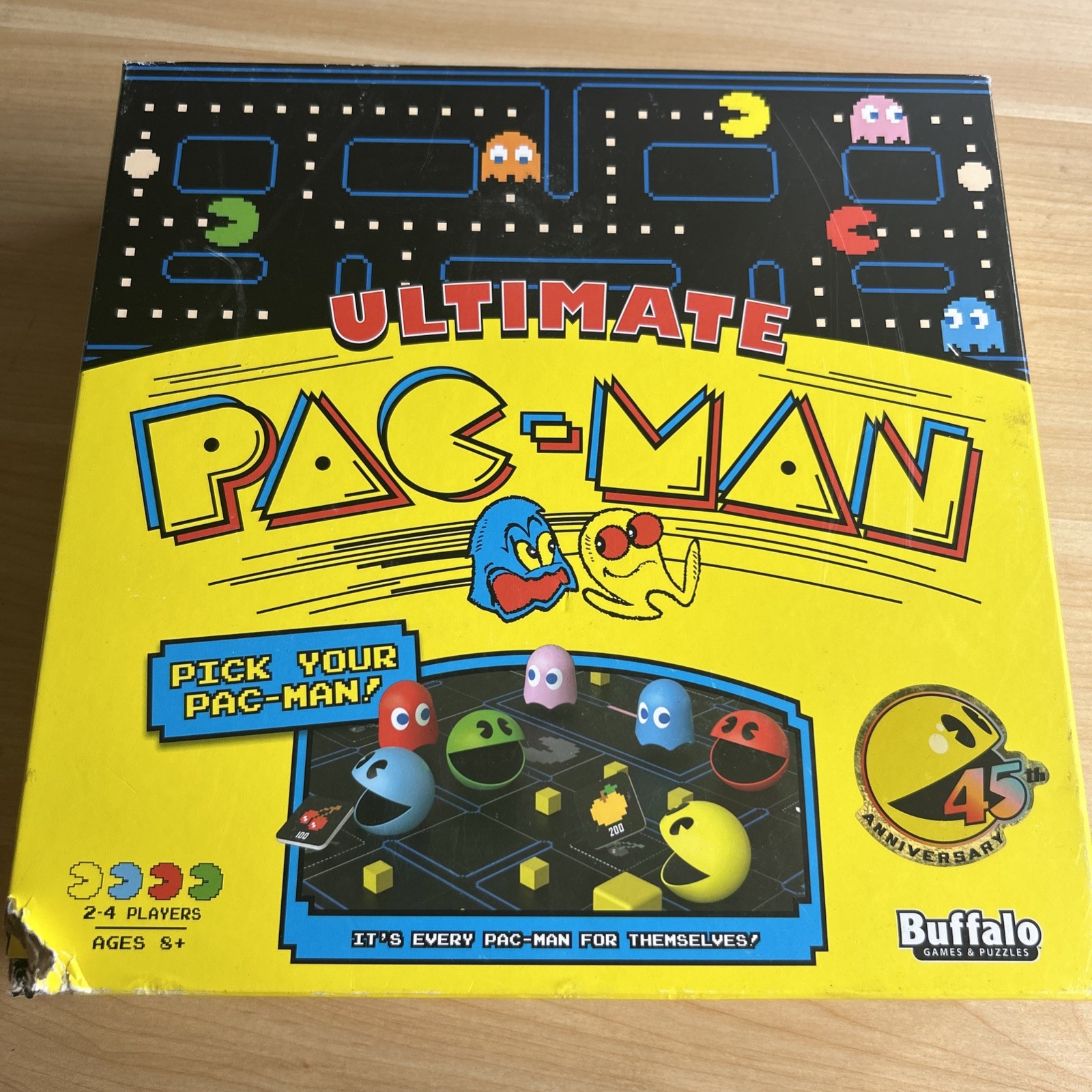 Buffalo Games Ultimate PAC-MAN Board Game Retro Arcade Classic New *DAMAGED BOX*