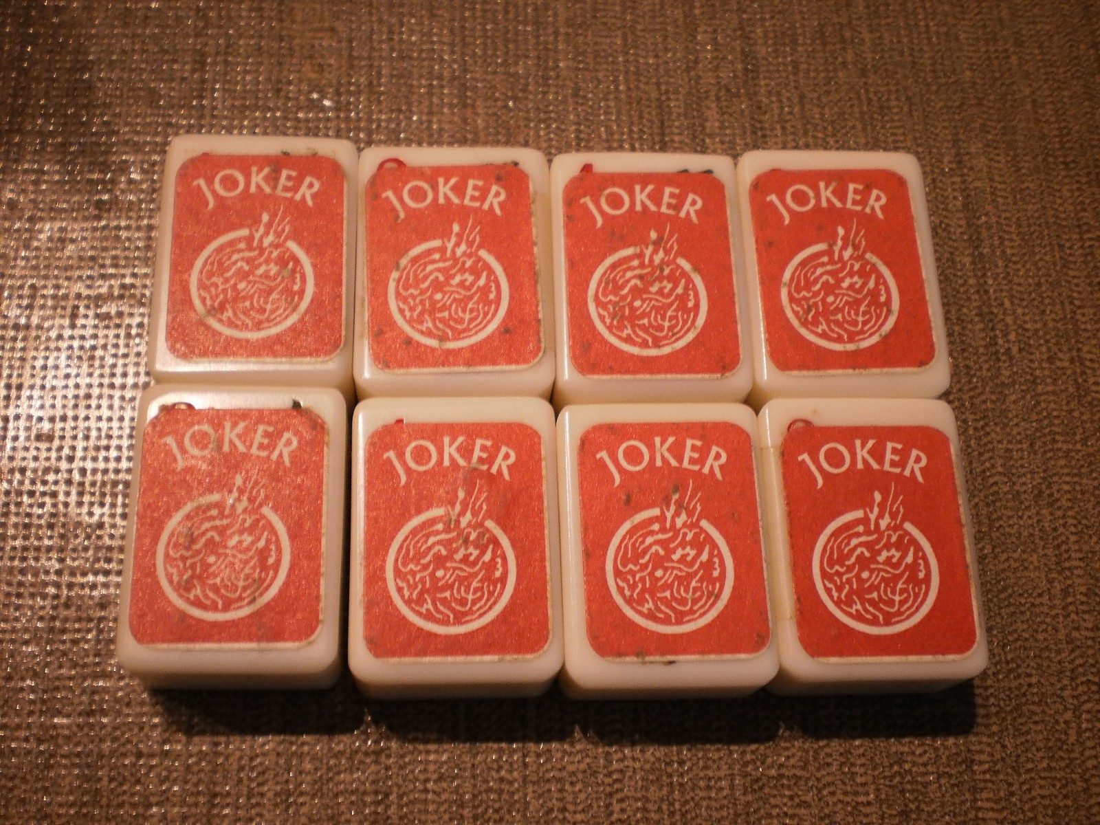 8 VINTAGE MAH JONG MAJONG TILES ALL STICKERED JOKERS TILES IN V GOOD USED COND