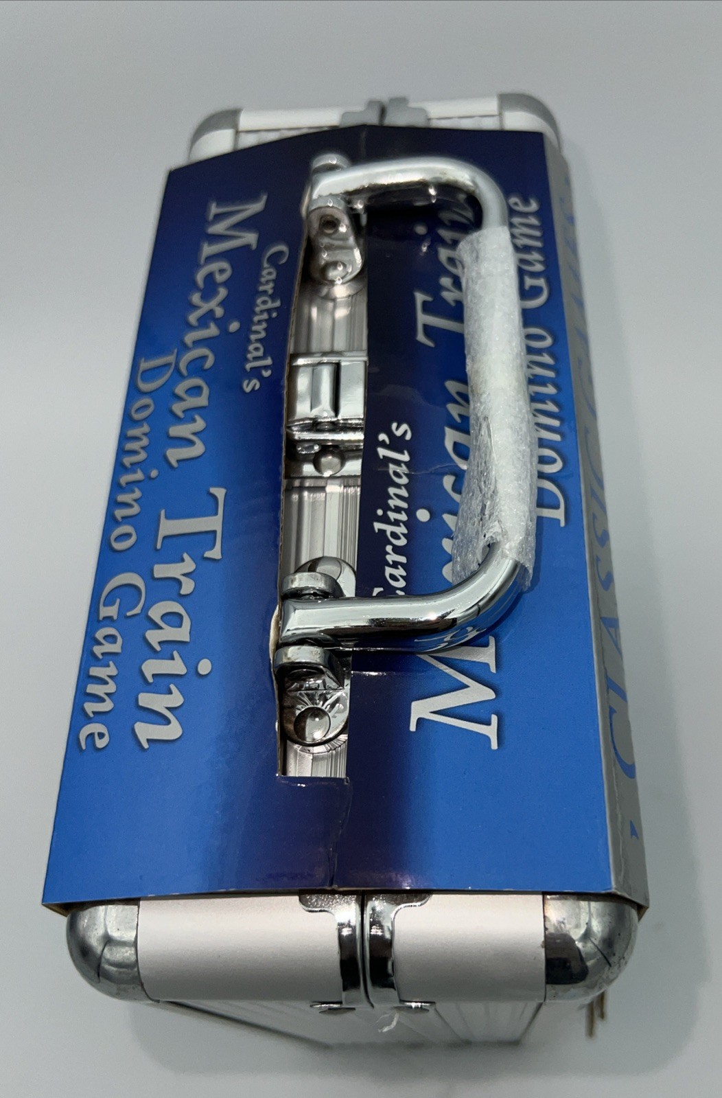 2009 Cardinal Games Mexican Train Dominoes Set NEW Unused Aluminum Carrying Case