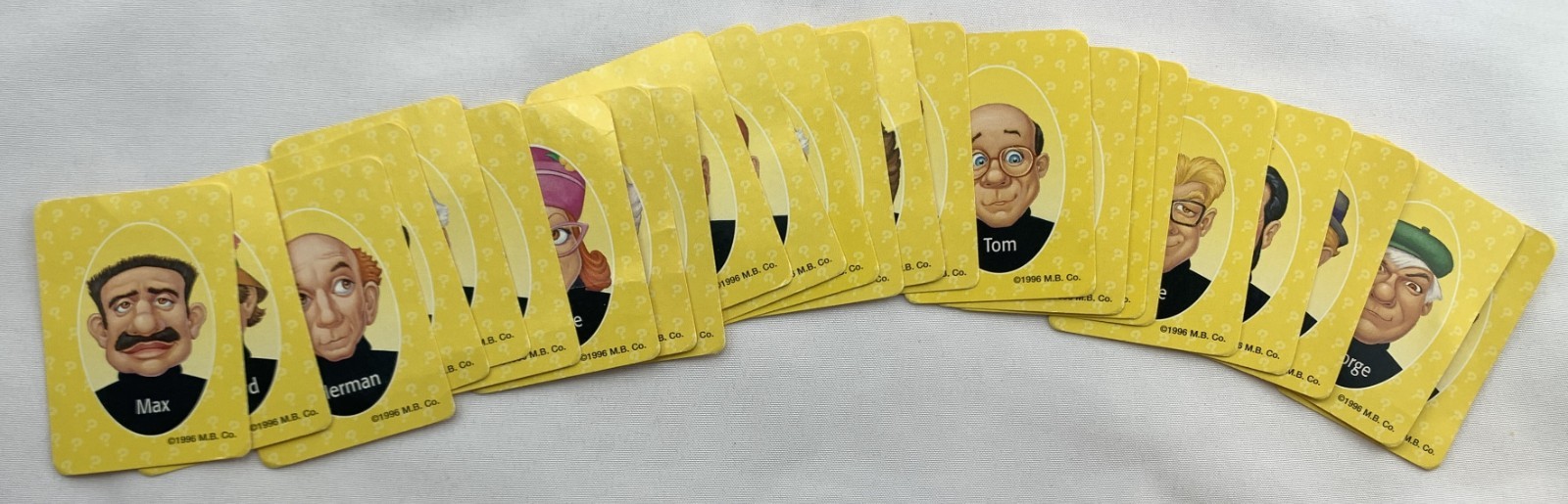 1998 Guess Who Game by Milton Bradley Complete in Very Good Condition FREE SHIP