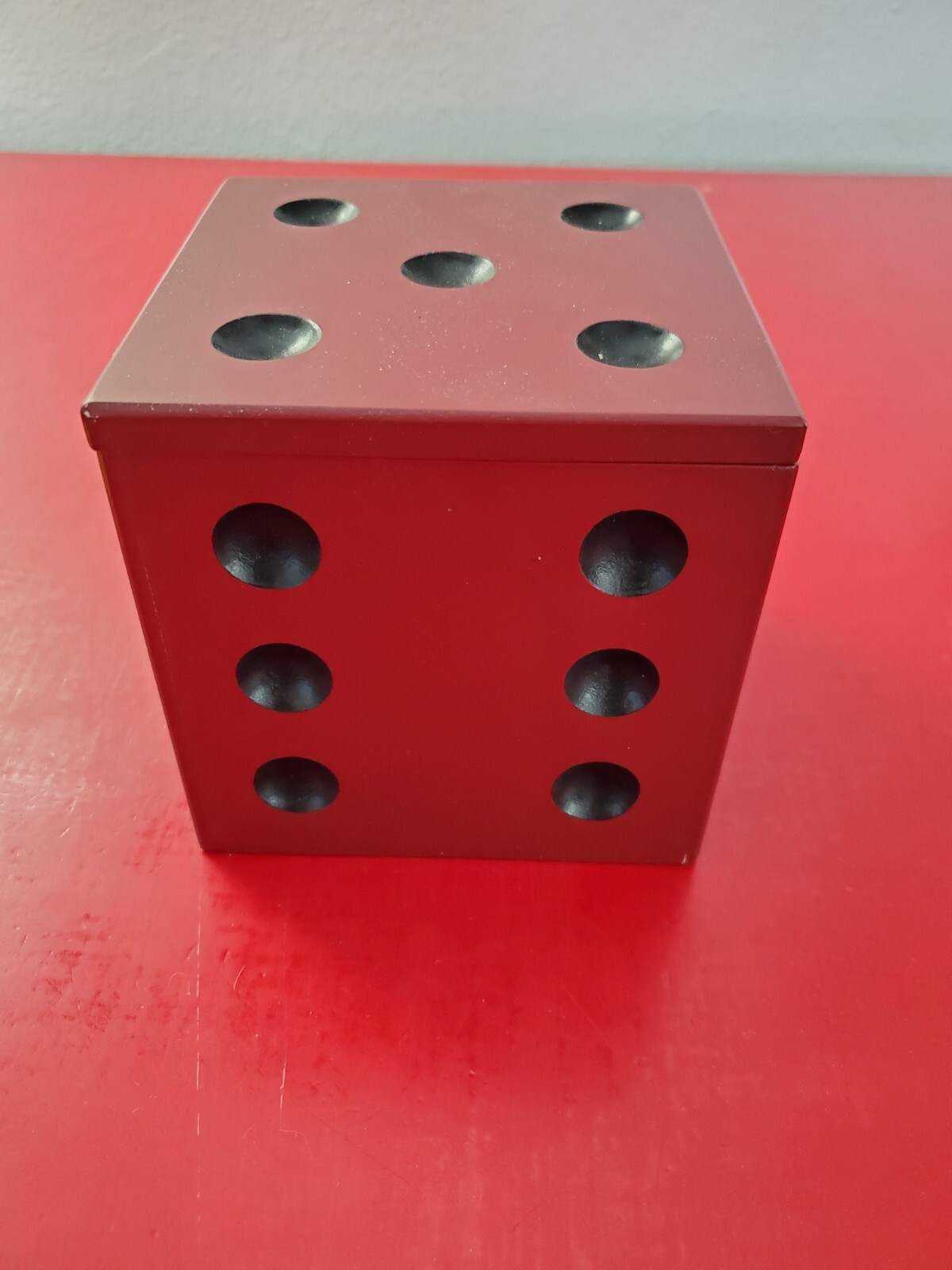 Front Porch Classics ~ LIAR’S DICE, A Classic Bluffing Game In Wood Box Complete