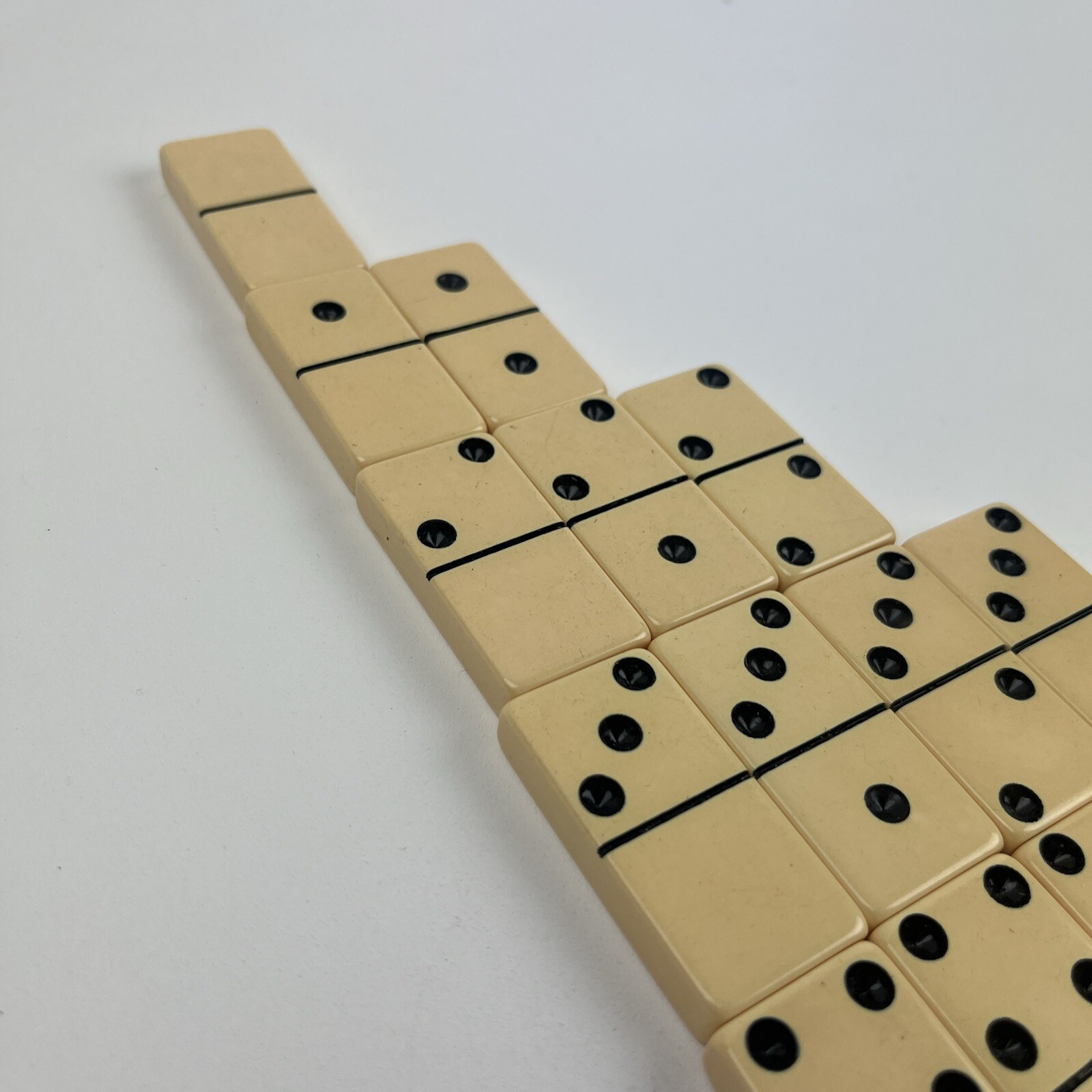 Puremco Marblelike Standard Dominoes No. 616 Made in U.S A. Vintage