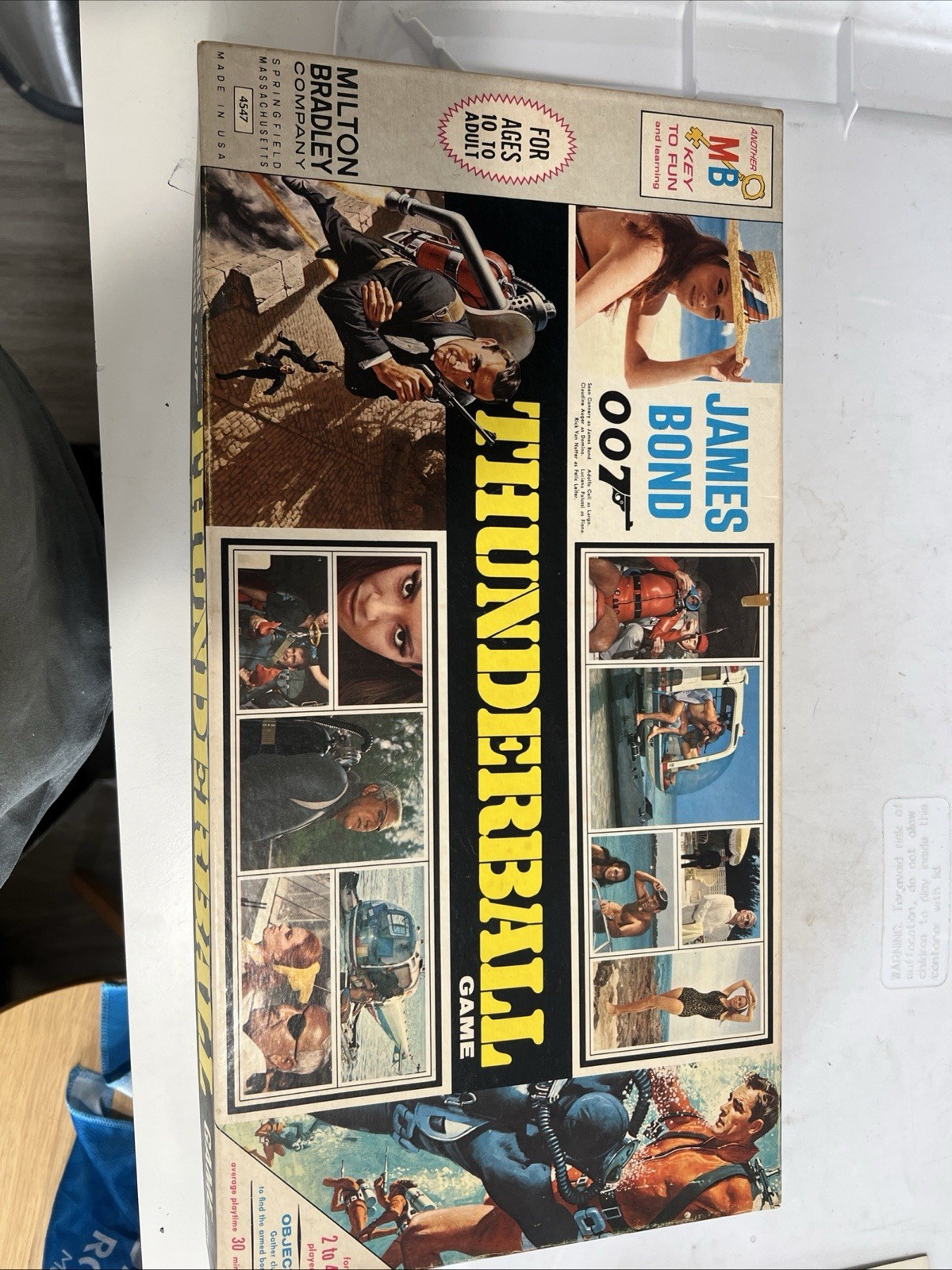 Vintage Thunderball James Bond 007 Board Game 1965 Milton Bradley 4547 Pieces