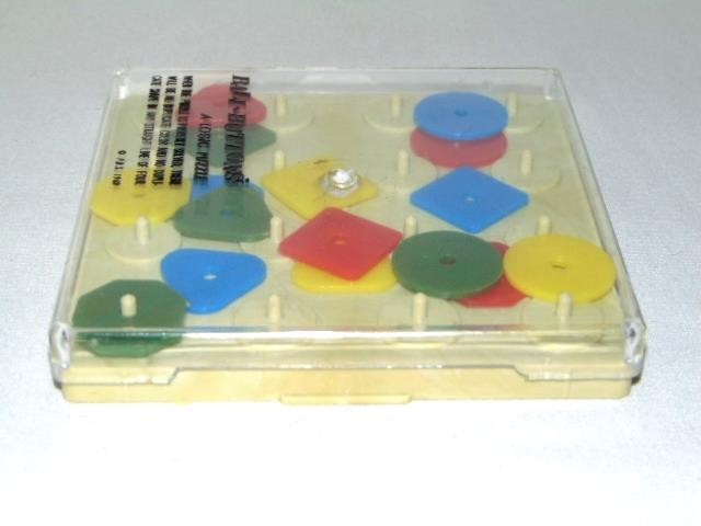 1969 BALI-BUTTONS Hand Held DEXTERITY Game, A LOGIC PUZZLE, Behavioral Sciences