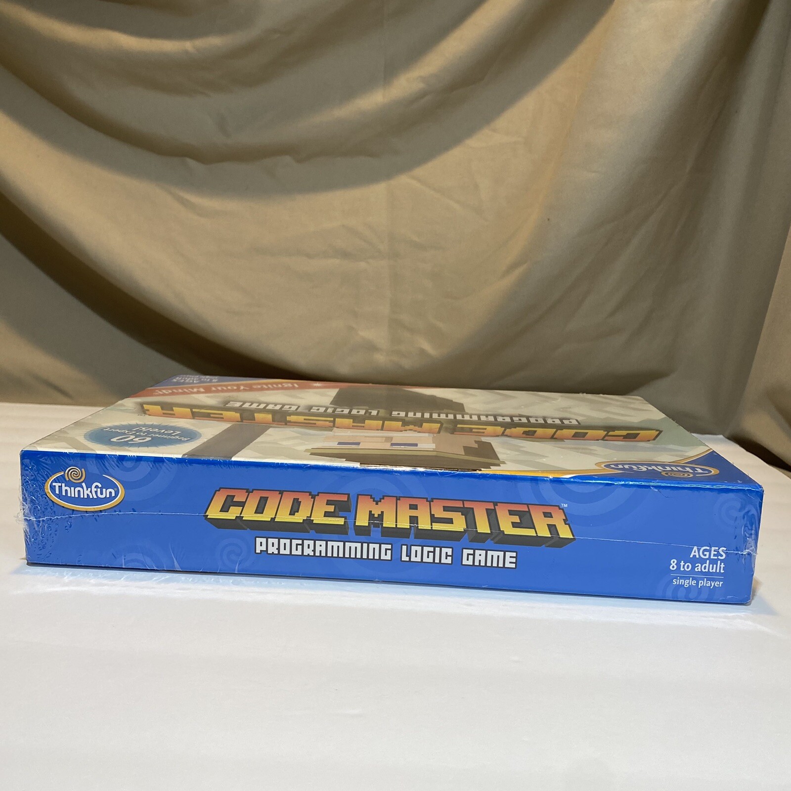 CODE MASTER PROGRAMMING LOGIC GAME BY THINKFUN 60 LEVELS TEACHES PROGRAMMING NEW