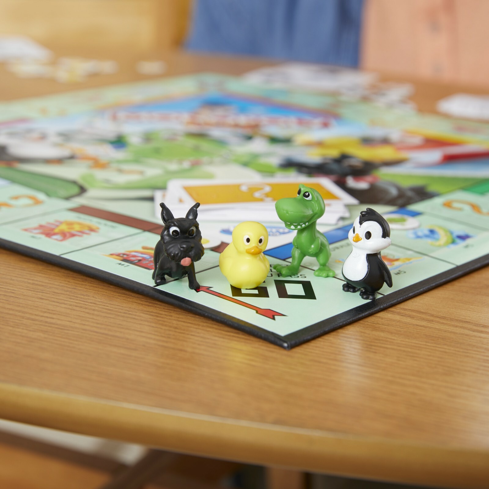 Monopoly Junior Game for 2 to 4 Players, Board Game for Kids Ages 5 and Up New