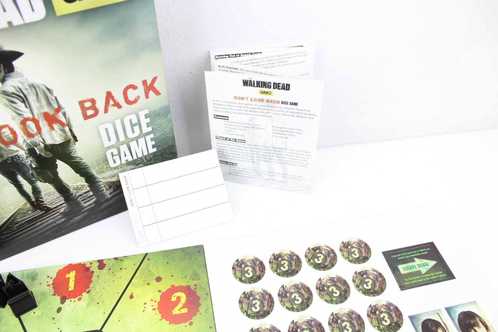 The Walking Dead: Don’t Look Back Dice Game Complete Cryptozoic Entertainment