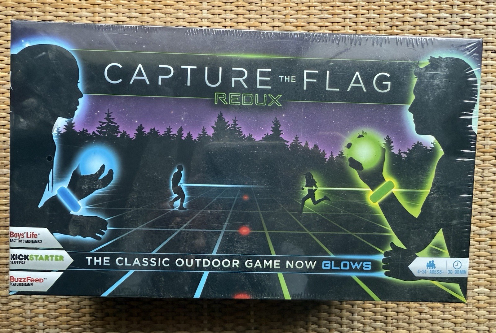 CAPTURE THE FLAG REDUX Original Glow In The Dark Outdoor Game-Complete