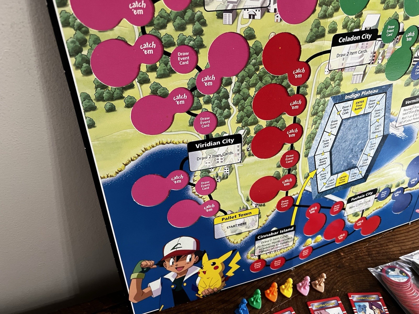 1999 Pokémon Master Trainer Board Game Milton Bradley Incomplete See Description